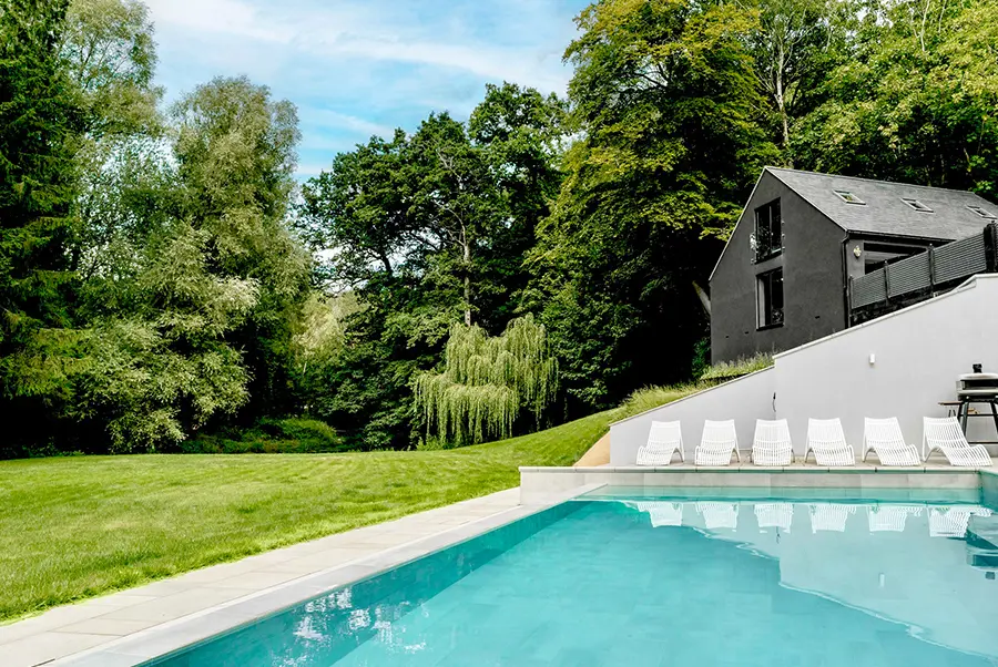 La Cachette Pool 3