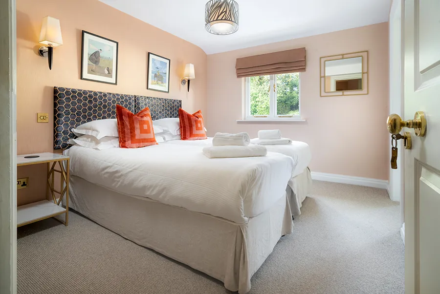 The Georgian Lakehouse Bedroom 1