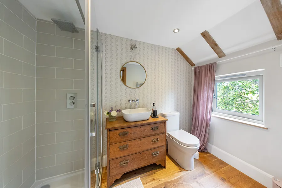 Thistlebrook Retreat Bathroom 3