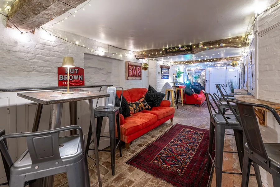 Haygrass House Karaoke Bar 2