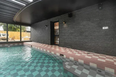 Tally Hoo House Pool Without TV